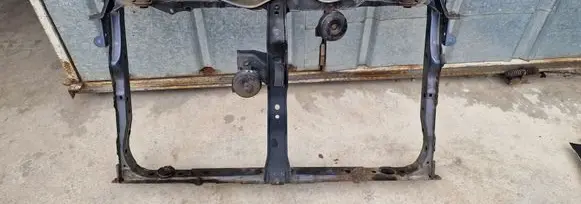 Toyota RAV 4 (XA40) Radiator support slam panel