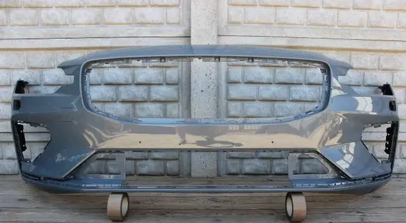 Volvo V60 Front bumper 31690530