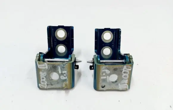 Peugeot 2008 II Rear door hinge set 