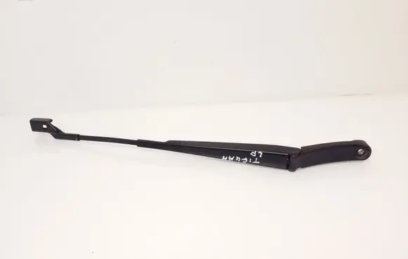 Volkswagen Tiguan Front wiper blade arm 178205