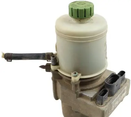 Skoda Fabia Mk1 (6Y) Power steering pump 6Q0423155S