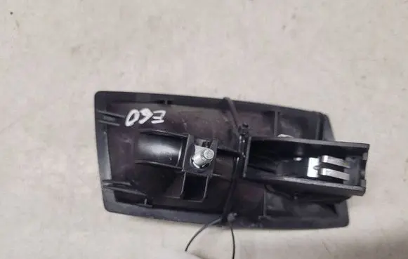 BMW 5 E60 E61 Front door interior handle 0T083702070342879 70762559