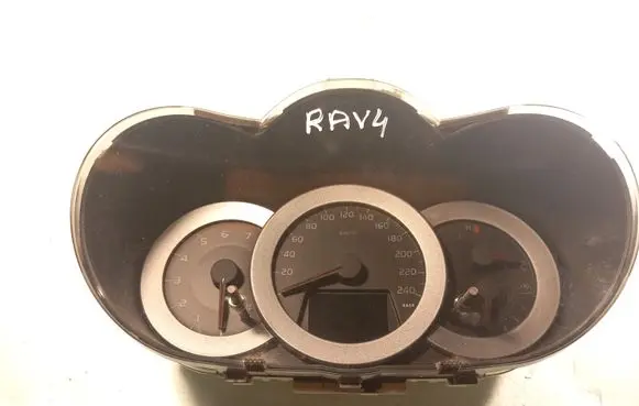 Toyota RAV 4 (XA30) Speedometer (instrument cluster) 8380042D03