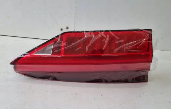 Audi A6 S6 C8 4K Tailgate rear/tail lights 4K5945075