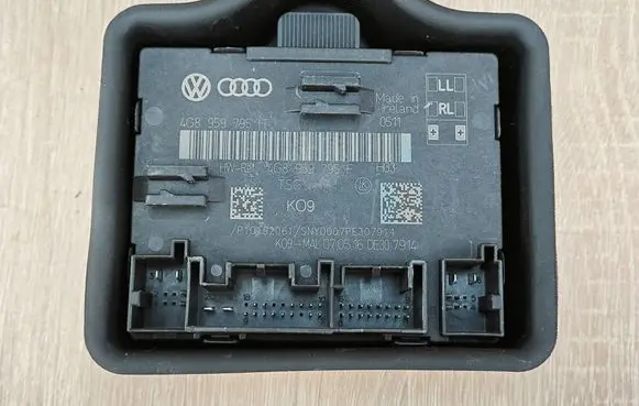 Audi A7 S7 4G Homelink control unit 4G8959795H