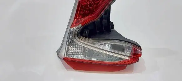 Toyota C-HR I Rear/tail lights 81580-F4010-00