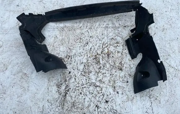 BMW X3 E83 Bottom radiator support slam panel 3401289
