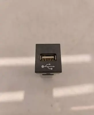 Toyota C-HR I USB socket connector 86190F4041