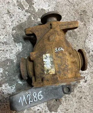 BMW 1 E81 E87 Rear differential 7519925