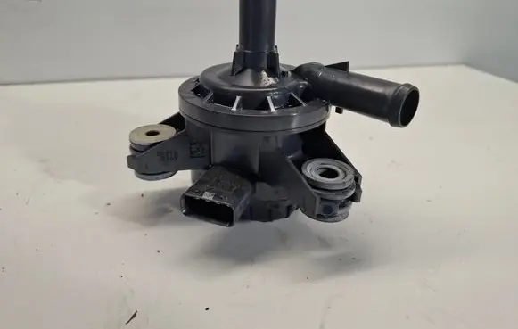 Volvo V60 Electric auxiliary coolant/water pump 31319023