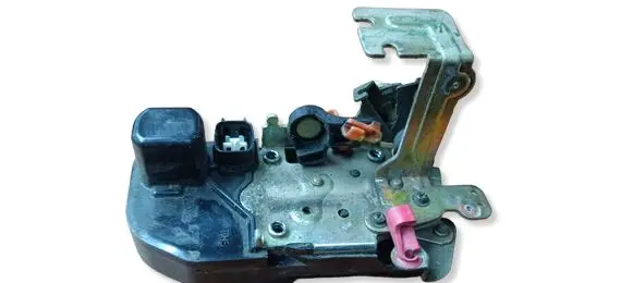 Chrysler Pacifica Rear door lock 
