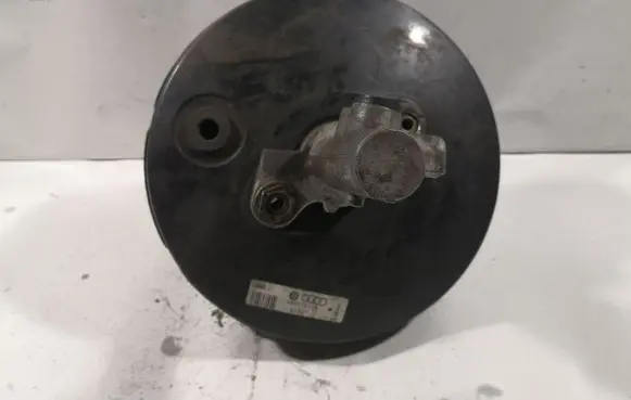 Audi A6 S6 C5 4B Brake booster 4B0612105