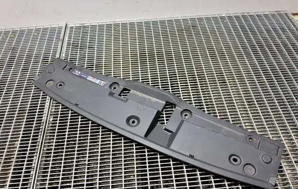 SsangYong Tivoli Radiator trim 7946135000