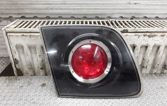 Mazda 3 I Tailgate rear/tail lights