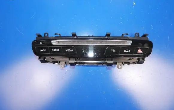 Mercedes-Benz C W205 Head unit multimedia control A2059055201 3463212102 12473713