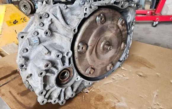 Volvo V70 Automatic gearbox 92581 70A040 5Y02093