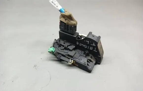 Mazda Tribute Rear door lock 2W4A5426413AA N4W40