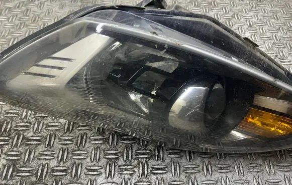 Ford Focus Headlight/headlamp