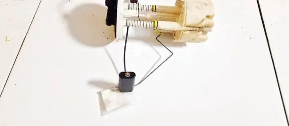 Nissan Micra Fuel level sensor 