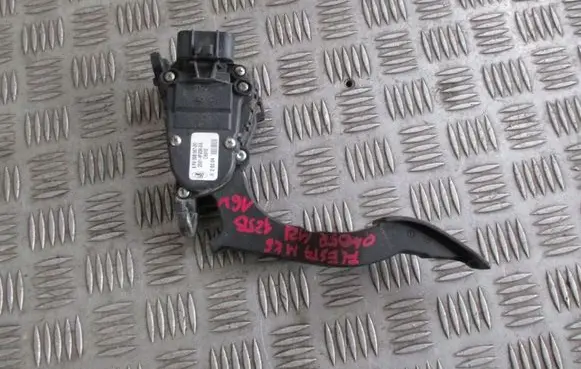 Ford Fiesta Accelerator throttle pedal 6PV00856700 2S619F836