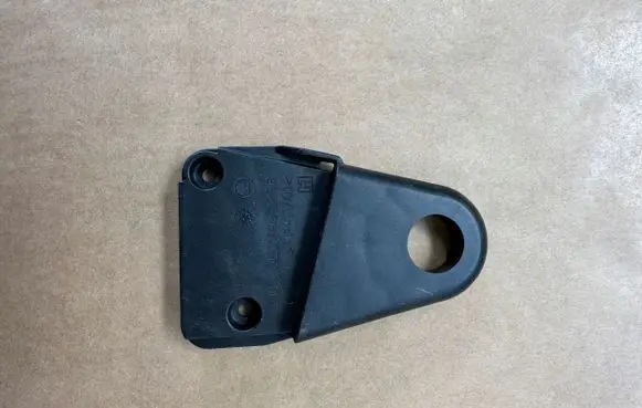 Skoda Octavia Mk3 (5E) Headlight/headlamp mounting bracket 5E0998226B