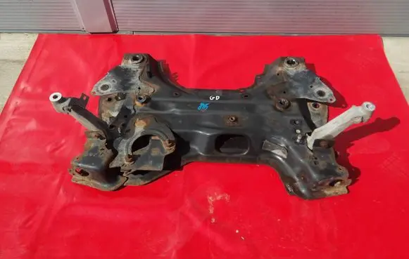Opel Grandland X Engine mount bracket 
