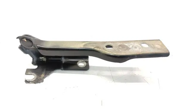 Engine bonnet/hood hinges