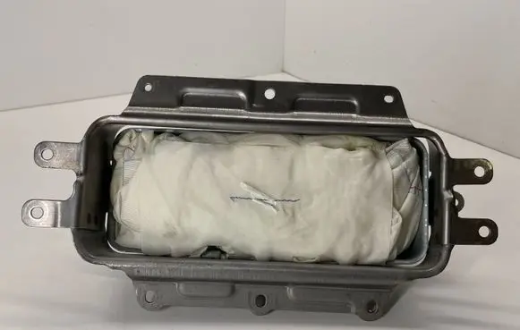 Jeep Grand Cherokee Passenger airbag 68195938AA P68195938AA PT11120
