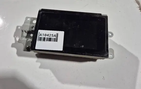 Nissan Almera Tino Screen/display/small screen 28090BU70A
