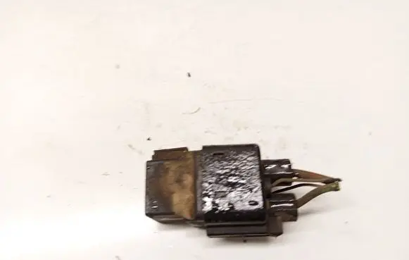 Jaguar X-Type Glow plug pre-heat relay V23136J4X43