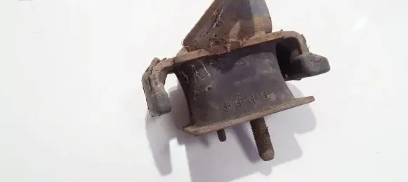 KIA Sorento Engine mount bracket 218123E250 21812-3E250