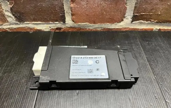 Mercedes-Benz E W213 Other control units/modules A2139003017 1017513401