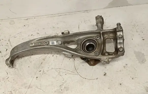 Porsche Cayenne (9Y0 9Y3) Front wheel hub spindle knuckle 9Y0407245