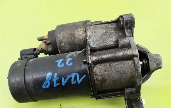 Peugeot 307 Starter motor D6RA572
