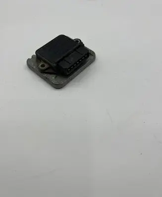 Volkswagen Golf II Ignition amplifier control unit 191905351B