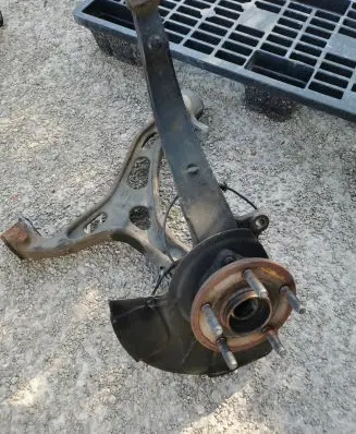 Jeep Grand Cherokee Front wheel hub spindle knuckle