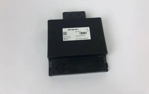Audi A6 S6 C7 4G Voltage converter/converter module 8K0959663F 8K0959663 120007070
