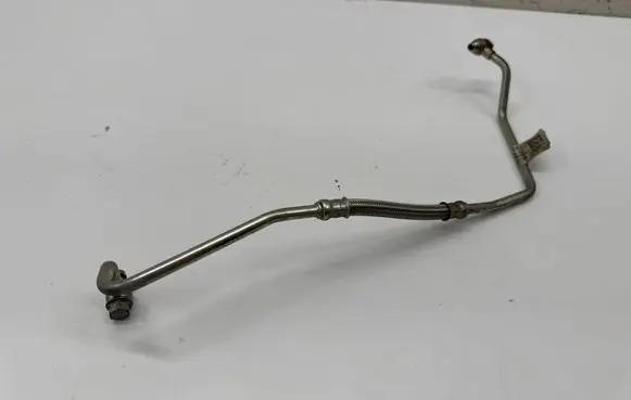 Jaguar E-Pace Oil fill pipe K4P36K679CC