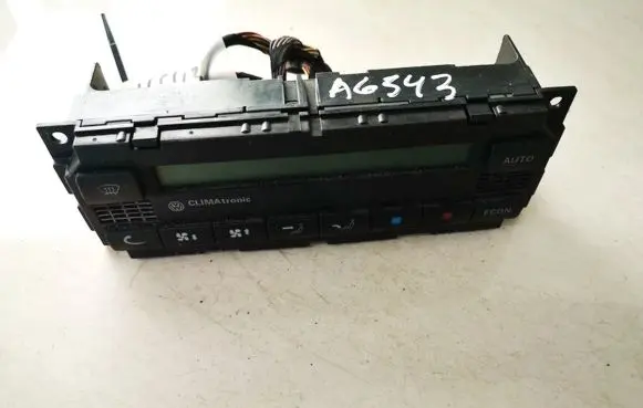 Volkswagen Golf IV Climate control unit