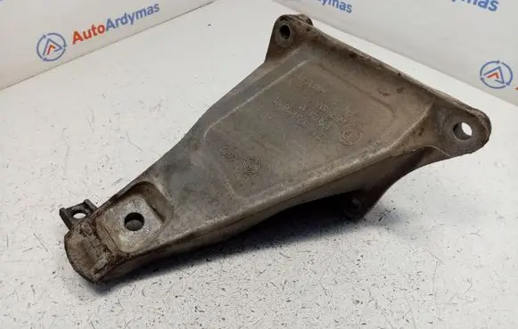 BMW 7 E65 E66 Engine mounting bracket 22116754616