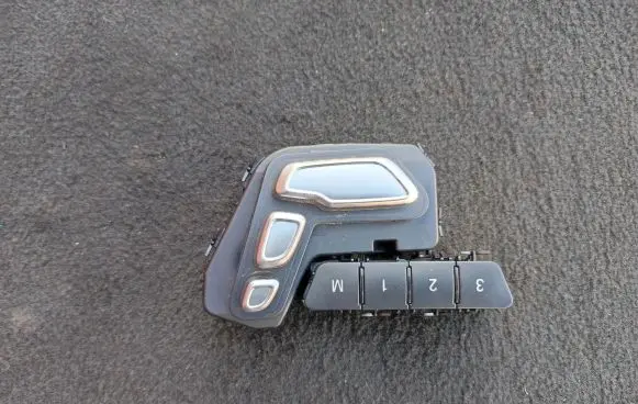Mercedes-Benz GLE AMG (W166 - C292) Seat control switch A1669058200 10094752