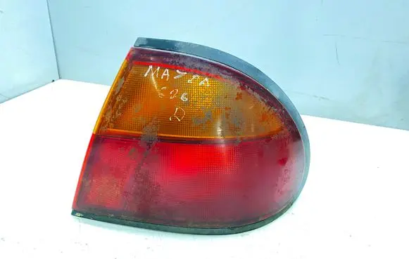 Mazda 323 Rear/tail lights