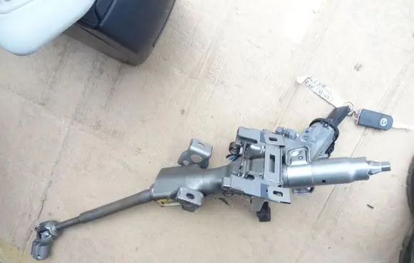 Mazda 6 Steering wheel axle 111111111111
