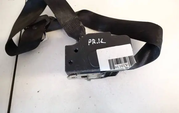 Volkswagen PASSAT B5.5 Front seatbelt 3b1857705d