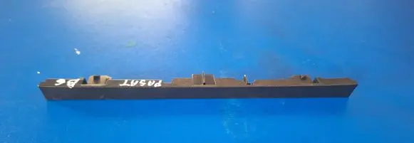 Volkswagen PASSAT B6 Dashboard glove box trim 3c0858336f
