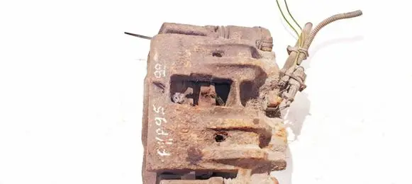 Iveco Daily 40.8 Front brake caliper