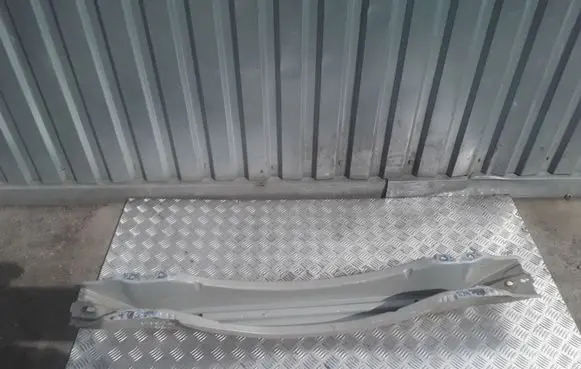 Rear beam