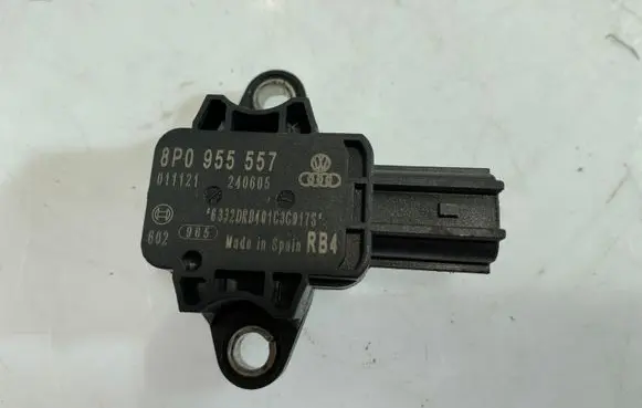 Audi A4 S4 B7 8E 8H Airbag deployment crash/impact sensor 8P0955557
