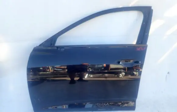 Audi A6 S6 C8 4K Front door