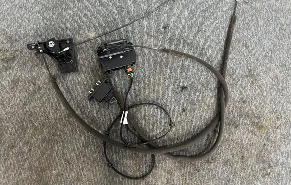 Iveco Daily 6th gen Sliding door lock 